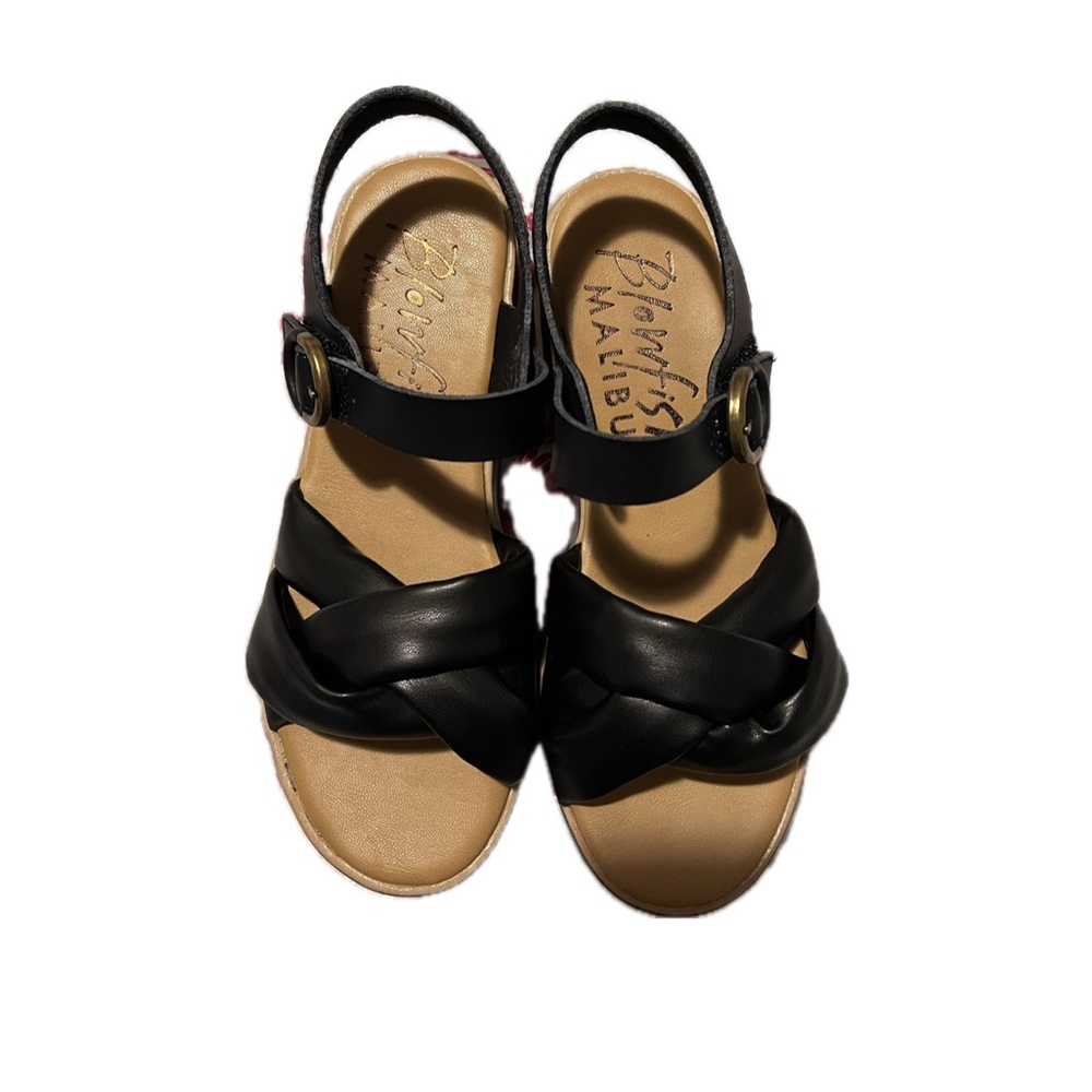 Women’s Blowfish Malibu Linder Flatform Sandal!